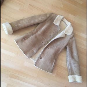 Vintage Danier sheepskin/sherpa car coat/ jacket.